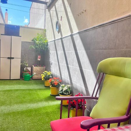 شقة غرناطة  في Casa Ideal Familias Y Grupos Con Balcones Exterior Soleada Patios Cerca Alhambra, Sierra Nevada, Rio Genil, Lancha Del Genil, Parque Llano Y Reloj Del Sol Con Barbacoas, Campo De Futbol, Circuito Gimnasia المظهر الخارجي الصورة